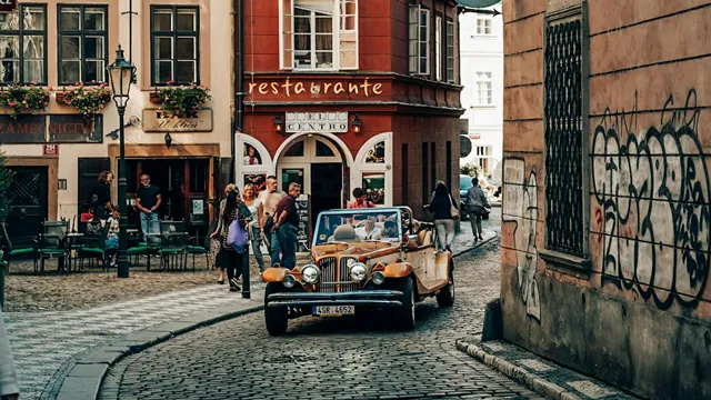 Večery na Malé Straně